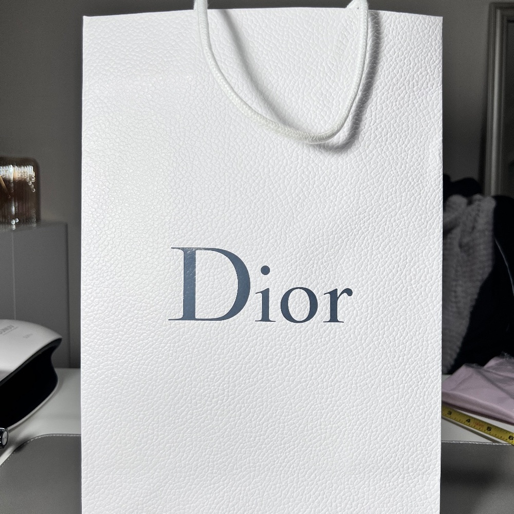 [All for$6-20 ]Dior paper gift shopping bag